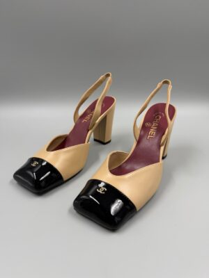 Slingbacks Chanel Agneau & veau verni