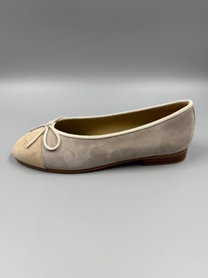 Chanel Ballerina cap toe CC