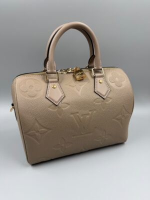 Louis Vuitton Speedy